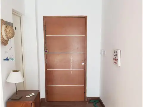 Casa 2 ambientes con 2 baños