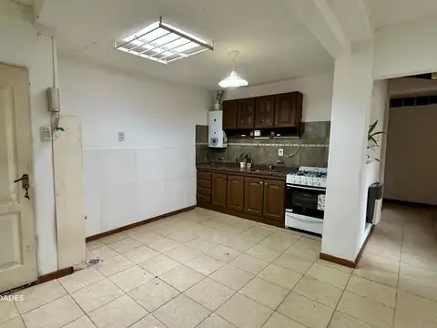 Departamento 3 Dormitorios de pasillo - Riobamba 1400 - Abasto Rosario | Venta