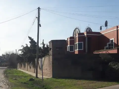 IMPORTANTE HOTEL ALOJAMIENTO