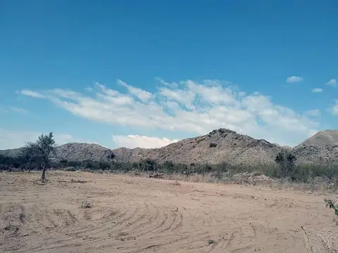 Terreno en Venta 25  mts Frente