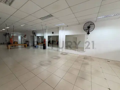 Local en Venta en Pilar Centro, USD 300.000