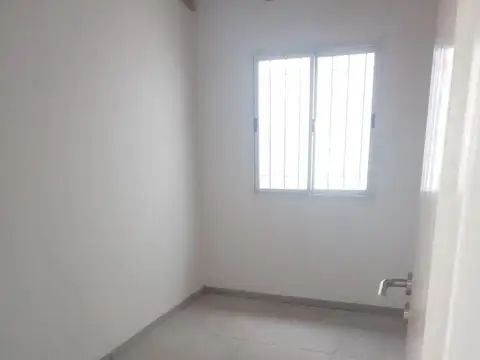 Depto Tipo Casa en Alquiler de Monoambiente
