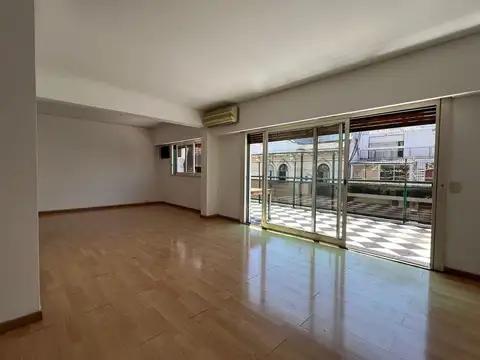 Peña 2500, Piso 8°