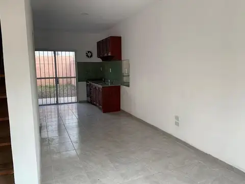 Alquiler duplex Escobar