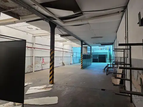Depósito en Parque Patricios