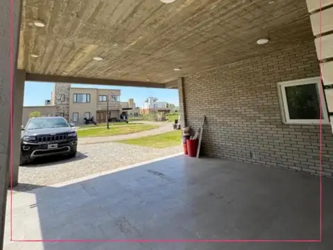 Casa en Alquiler de 3 dormitorios