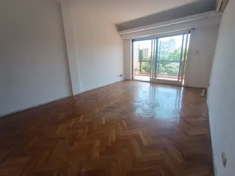 Departamento en Venta en Flores, USD 128.000