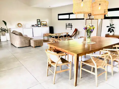 Casa en Alquiler Temporal en Haras Santa Maria, USD 3.500