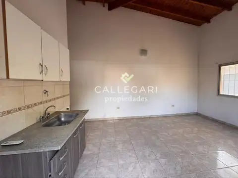 Departamento en Alquiler en Berazategui, $ 500.000