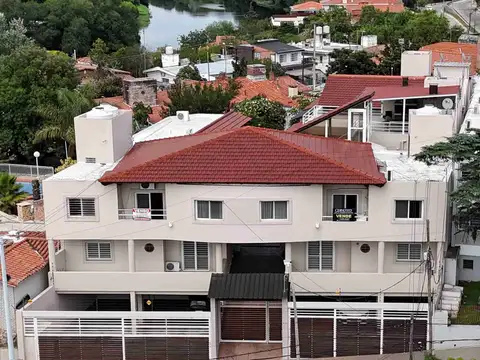 LINDO DEPARTAMENTO de 2 dormitorios, EN VILLA CARLOS PAZ, ALQUILER PERMANENTE A 2 AÑOS, EN COMPLEJO CON PILETA, QUINCHO ASADOR, Gas Natural. Calefacción central