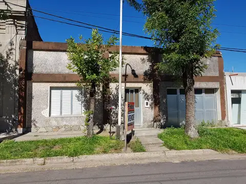 Casa en Venta con 1 cochera