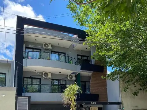 2 AMBIENTES EN PLANTA BAJA