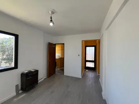 Depto Tipo Casa en Venta 33 años