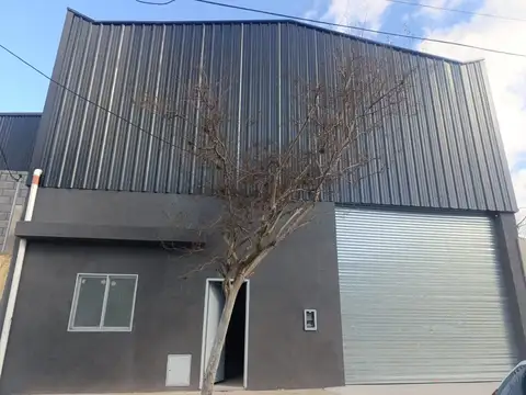 Galpón Comercial & Industrial en Alquiler en Ituzaingo Norte!