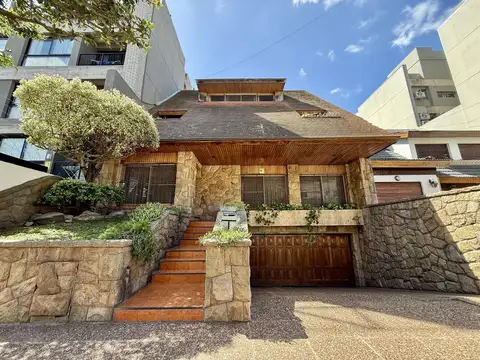 Casa en Venta en Haedo Norte, USD 290.000