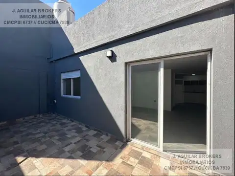 Casa 3 ambientes con 1 baño