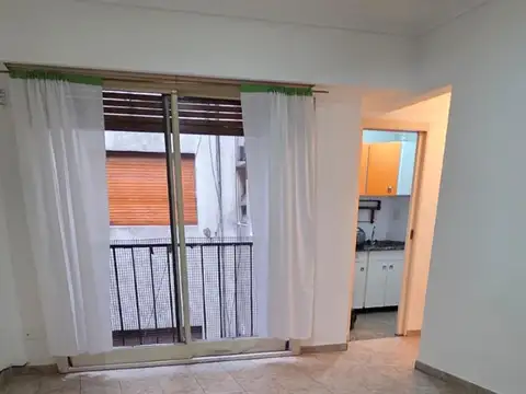 Departamento en Alquiler en Floresta, $ 530.000