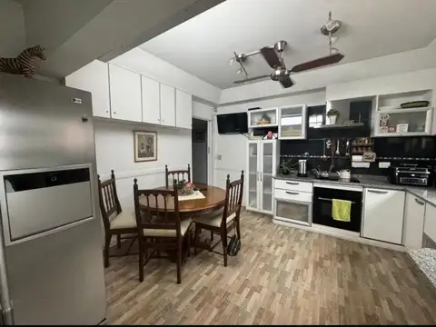 Casa en Venta en Castelar, USD 235.000