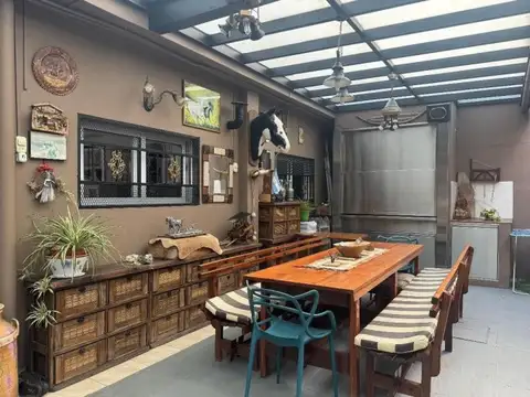 BAJO de valor Excelente propiedad en zona residencial OPORTUNIDAD