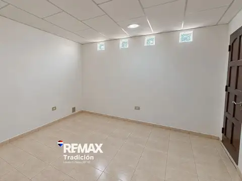 CASA 3 DORMITORIOS -VENTA RESISTENCIA CON COCHERA