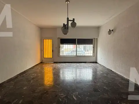 Casa en Alquiler de 3 dormitorios