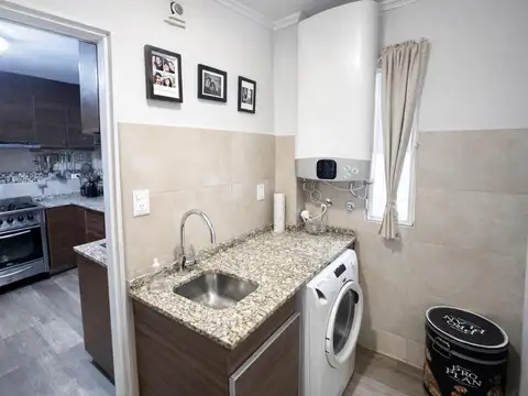 Departamento 5 ambientes con 2 baños