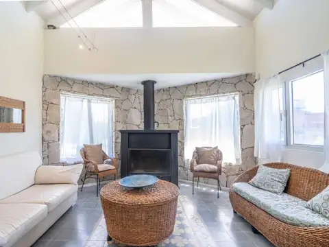 Casa en Venta en Carilo, USD 405.000