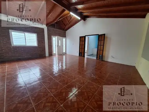 Depto Tipo Casa en Alquiler de 1 dormitorio