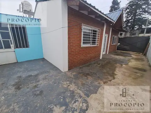 Depto Tipo Casa 2 ambientes con 1 baño