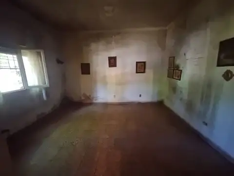 CASA  VENTA 4 AMB COCHERA APTA CREDITO  BURZACO