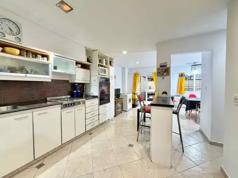 Depto Tipo Casa 2 ambientes con 2 baños