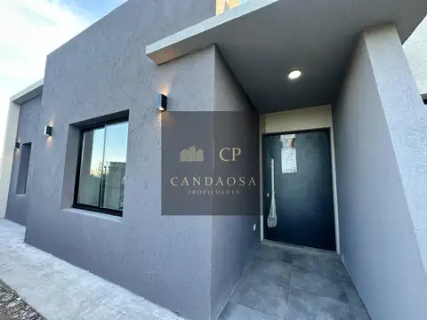 SG Casa con Pileta barrio Santa Sofía
