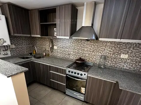 Departamento 3 ambientes con 2 baños