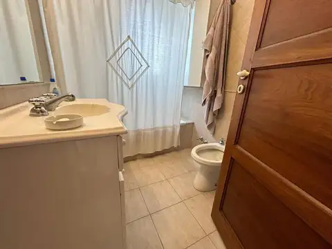 Venta 4 ambientes Zona Playa Grande