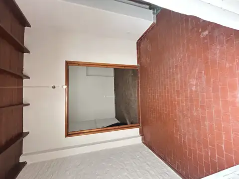 Depto Tipo Casa en Venta 50 años