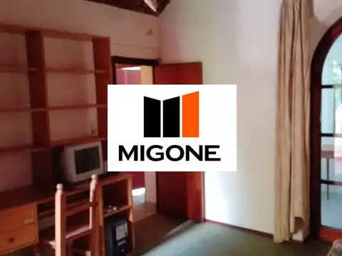 Casa en Alquiler con 1 cochera