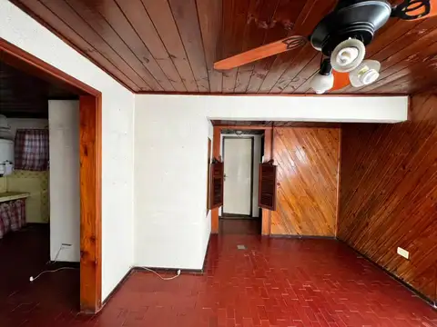 Depto Tipo Casa en Venta en Martinez, USD 105.000