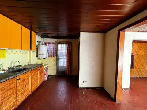 Depto Tipo Casa en Venta 50 años