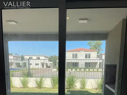Casa Dúplex  en Venta en Pilar, G.B.A. Zona Norte, Argentina