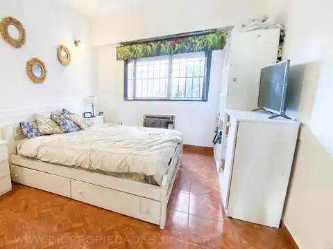 Depto Tipo Casa en Venta 50 años