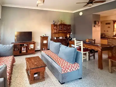 Depto Tipo Casa en Venta 11 años
