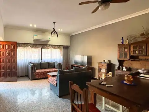 Depto Tipo Casa 4 ambientes con 1 baño