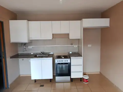 Departamento en Alquiler en Moron Sur, $ 480.000