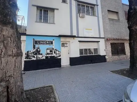 Venta de casa en Liniers