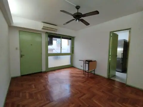Hidalgo 500, Piso 1