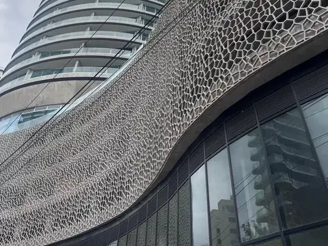 Arenales y Av Del Libertador