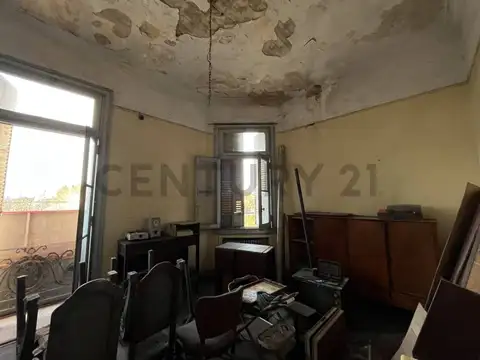 Ortiz esq Italia 300, Piso 1