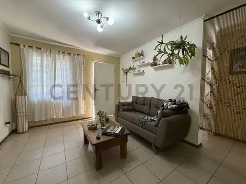 RESERVADA! VENTA CASA ALTOS DE PODESTA 3 AMBIENTES Y MONOAMBIENTE INDEPENDIENTE