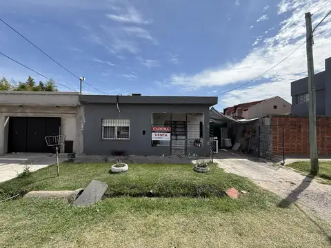 Casa 3 ambientes con 1 baño
