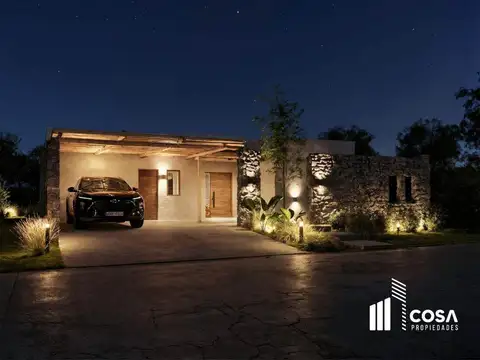 Venta Casa 3 dormitorios más estudio Vida Barrio Cerrado Funes